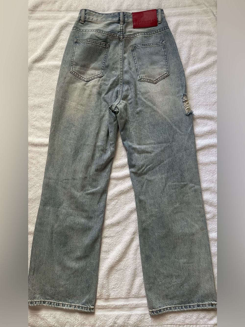 Distressed Ripped Jeans - Light Blue - Picture 2 of 6